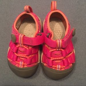 Keen toddler outdoor shoes
